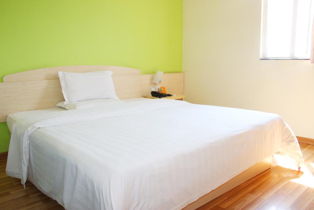 7Days Inn Guangzhou New Tianhe Park Buitenkant foto