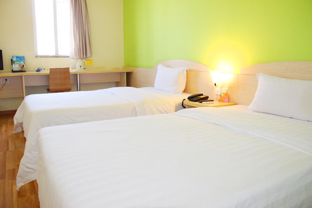 7Days Inn Guangzhou New Tianhe Park Buitenkant foto