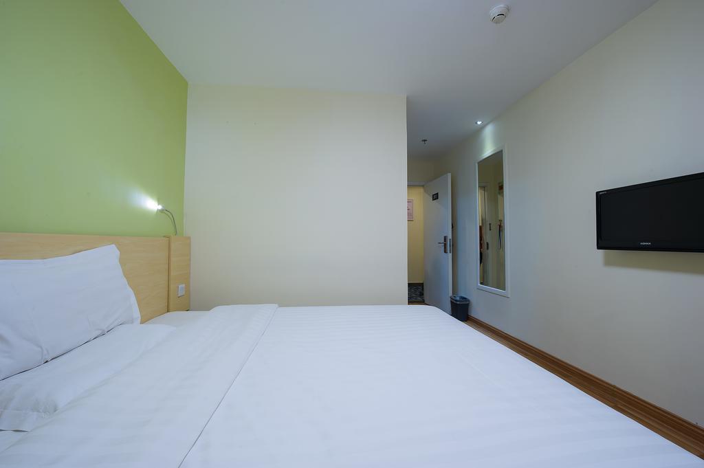 7Days Inn Guangzhou New Tianhe Park Kamer foto