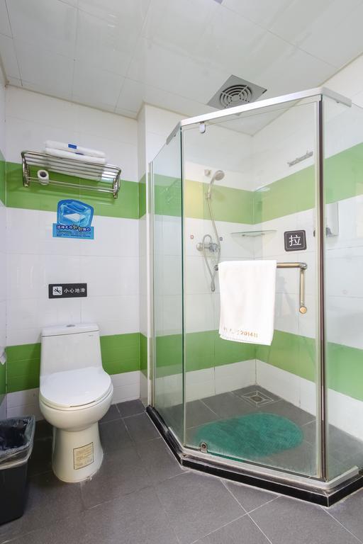 7Days Inn Guangzhou New Tianhe Park Buitenkant foto